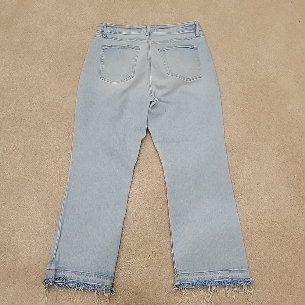 Womens LOFT Curvy Kick Crop Jeans High Size 10 30 Light Wash Denim Fray Hem - Picture 10 of 11